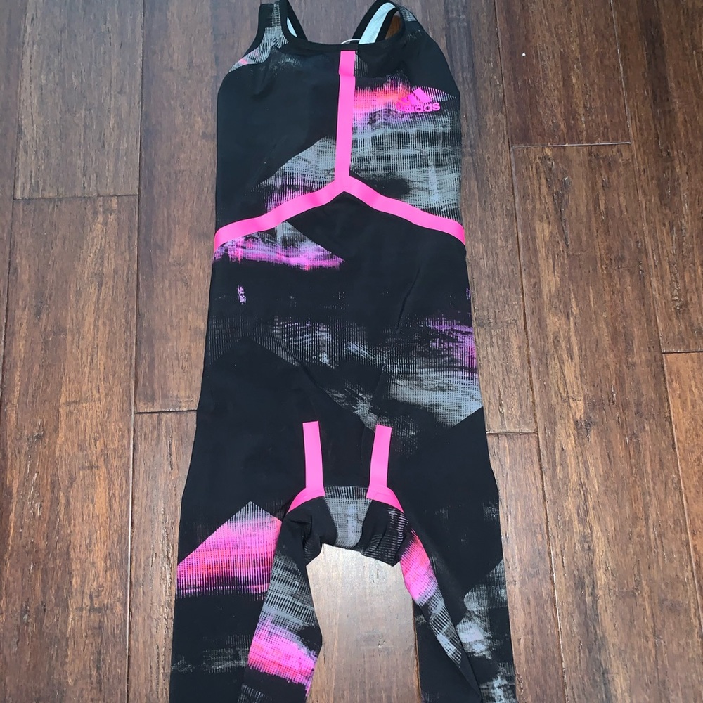 Adidas Kneeskin